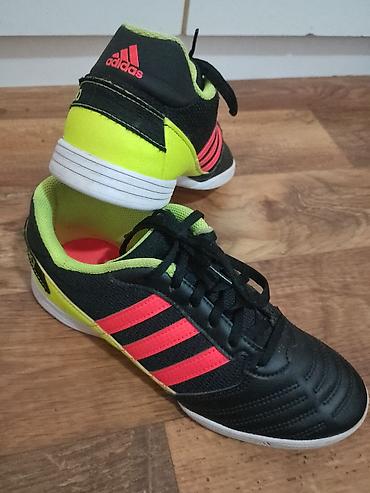 Kopačke: Adidas Sala patike za fudbal br 38 - Model: Adidas Sala (oznaka — 11