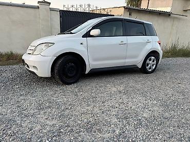 знаки: Toyota Ist: 2003 г., 1.5 л, Автомат, Бензин, Хэтчбэк — 2
