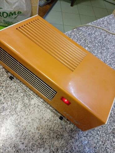 Kaloriferi: AEG-MTK električni grejač/ventilator za prostorije. skroz malo — 1