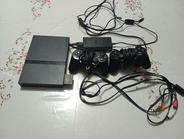 скачать игры на пс3: Продаю Пс 2 состояние отличное но в одном джойстике провод порвался но