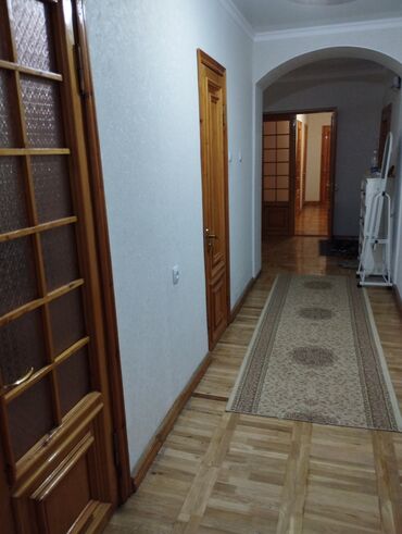 ищу квартира район политех: 4 комнаты, 150 м², Индивидуалка, 1 этаж