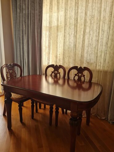 malaziya masa ve oturacaq: Qonaq otağı üçün, İşlənmiş, Açılan, 6 stul, Malayziya