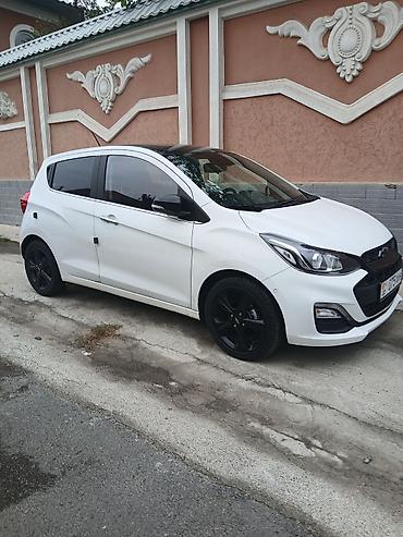 e34 2 5: Chevrolet Spark: 2019 г., 1 л, Автомат, Бензин, Хэтчбэк — 1