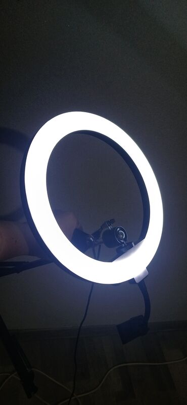 İşıqlandırma: LED halqa işıq + masa qısqacı və tənzimlənən qol - 26–30 sm diametrli — 6
