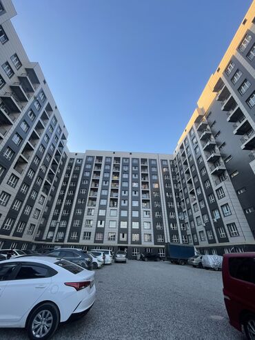 квартира на пишпеке: 2 комнаты, 60 м², 10 этаж