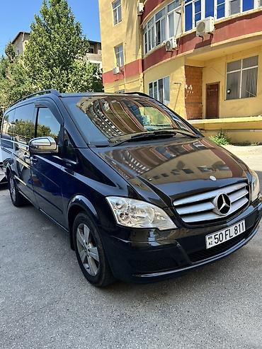 mersedes kardan: Mercedes-Benz Viano uzun kuzovlu miniven təqdim olunur. Avtomobil qara — 4