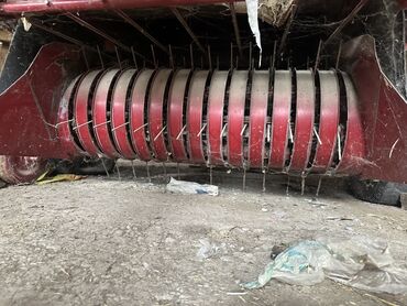 Тракторы МТЗ (Беларус): Модель: 1221, Б/у, 2012 г., С пресс-подборщиком — 13