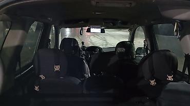 camry xv25: Toyota Yaris Verso: 2004 г., 1.3 л, Механика, Бензин, Хэтчбэк — 3