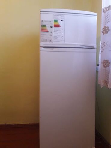 Холодильники: Б/у Холодильник Vestel, Статический, Трехкамерный, цвет - Белый