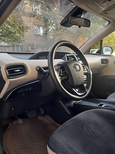 Toyota: Toyota Prius: 2020 г., 1.8 л, Автомат, Гибрид, Хэтчбэк — 7