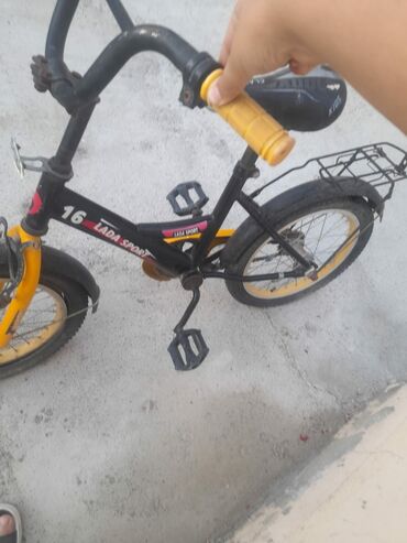 3 tekerli velosiped satilir: İşlənmiş İki təkərli Uşaq velosipedi Lano, 16", Ödənişli çatdırılma