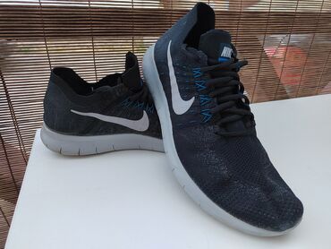 Sneakers & Athletic Shoes: Nike 45.5 dužina gazista 29.5cm u lepom stanju