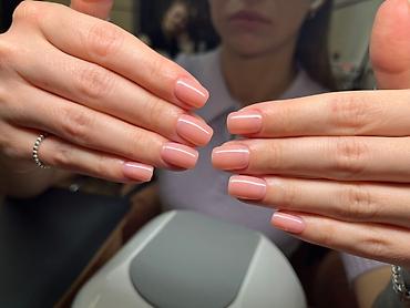 Маникюр, педикюр: Маникюр гигиенический 500 Маникюр с покрытием 900 Педикюр — 3