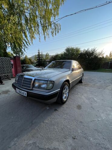 машина на расрочка: Mercedes-Benz 220: 1990 г., 2.2 л, Бензин, Седан