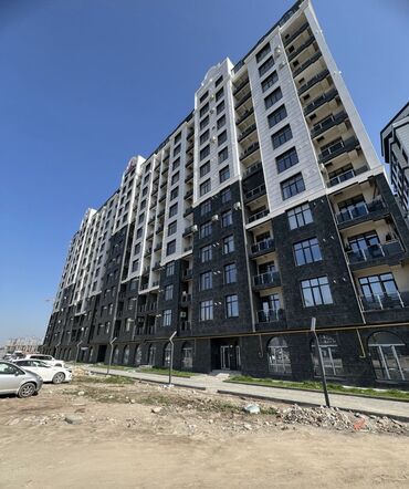 квартир токмок: 3 бөлмө, 106 кв. м, Элитка, 6 кабат, ПСО (өзү оңдоп түзөтүп бүтүү үчүн)