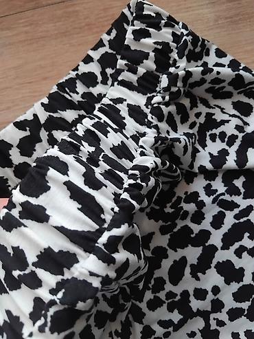 40 dp: Lagane zenske pantalone,lastiš u struku, odgovaraju S veličini — 2