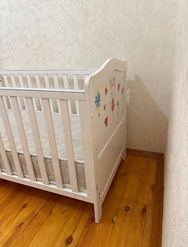salyan mebel: Marka - MOTHER CARE. Ağ rəngli uşaq beşiyi – klassik taxta — 3