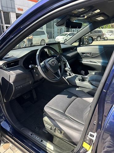 range rover 2012: Toyota Venza: 2022 г., 2.5 л, Автомат, Гибрид, Кроссовер — 5