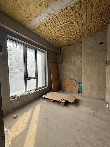 Продажа квартир: 3 комнаты, 92 м², 2 этаж — 9