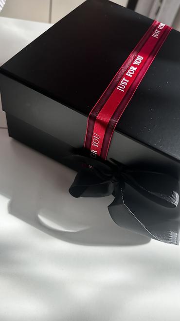 Подарочная упаковка: Подарочный набор в черной коробке с лентой «Just for you». 🎁 Подарок — 9