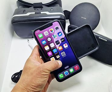 Apple iPhone: IPhone Xr, Б/у, 128 ГБ, Черный, Чехол, 79 % — 7