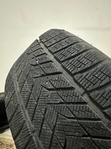 чернозем камаз: Шины 275 / 45 / R 20, Зима, Пара, Китай