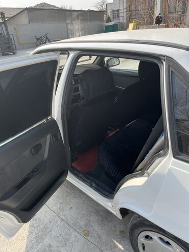 решетка на нексию: Chevrolet Nexia: 2010 г., 1.5 л, Механика, Бензин, Седан