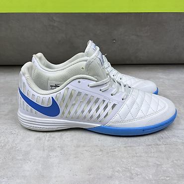 фудболный бутсы: Nike Lunar Gato — футзалки/кроссовки для зала. - Модель: Nike Lunar — 4