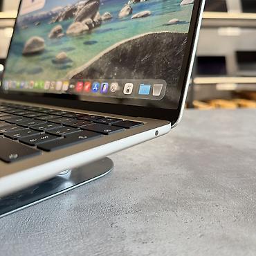 Ноутбуки Apple (MacBook): Ультрабук, Б/у, Apple M3, ОЗУ, RAM: 16 ГБ, В рассрочку — 2