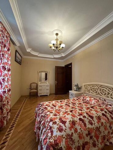 Yeni tikili: 3 otaqlı, Yeni tikili, m. 8 Noyabr, 140 kv. m — 12