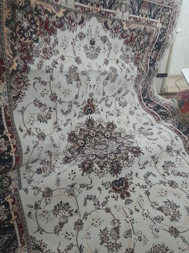 ковры в бишкеке дордой цены: Ковер 300 * 200, Турция at lalafo.kg ковры в бишкеке дордой цены: Ковер 300 * 200, Турция