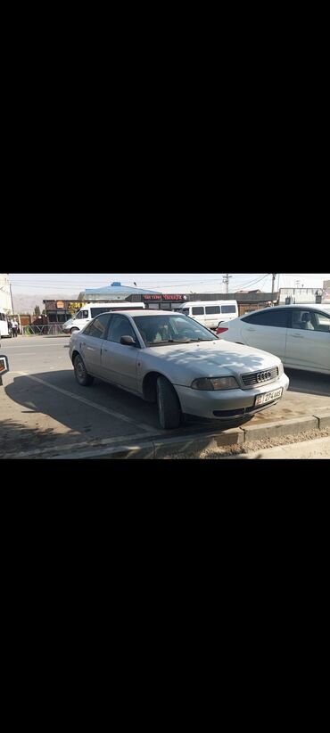 стоп на ауди: Audi A4: 1995 г., 1.8 л