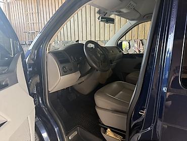 ящик портер 2: Volkswagen Transporter: 2010 г., 2 л, Механика, Дизель, Бус — 7