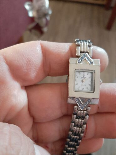 Ručni satovi: Zenski sat Kubos ispravan sat je kao nov sa cirkonima plavim i u — 8