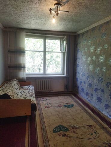 дом на день рождения: 2 бөлмө, 40 кв. м, Хрущевка, 3 кабат, Эски ремонт