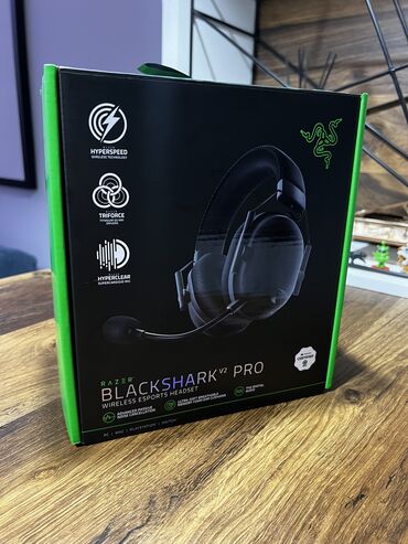 hp 8470p laptop: Razer BlackShark v2 Pro (2020) gaming headset Used for 2 days. Then I