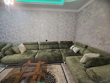 masa metal: Yemək otağı dəsti - Masa: Uzun ölçülü, parlaq krem rəngli üst səth; — 6