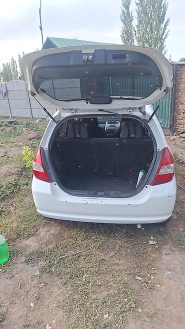 mini kooper: Honda Fit: 2002 г., 1.3 л, Бензин, Хэтчбэк — 4