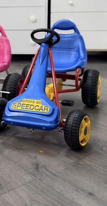 36: Uşaq pedallı kart – GTOYS 88 SPEEDCAR - Rənglər: mavi gövdə, qırmızı — 2