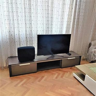 İşlənmiş, Düz TV altlığı, Polkalı, Taxtalı lalafo.az -da İşlənmiş, Düz TV altlığı, Polkalı, Taxtalı