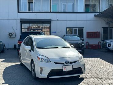 тоиота: Toyota Prius: 2014 г., 1.8 л, Робот, Гибрид, Седан