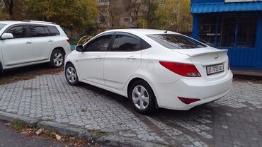 Hyundai: Hyundai Solaris: 2016 г., 1.4 л, Автомат, Бензин, Седан