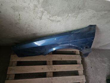 Крылья и комплектующие: Переднее левое Renault, 1991 г., Б/у, Оригинал — 5