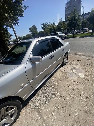 mersedes e class: Mercedes-Benz C-Class: 1993 г., 1.8 л, Механика, Бензин, Седан — 6