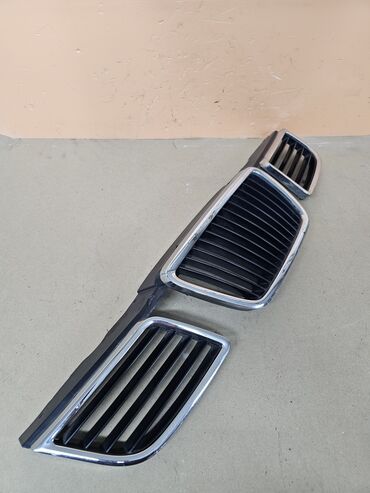 Решетки радиатора: Решетка радиатора Daewoo 2005 г., Б/у, Оригинал — 8