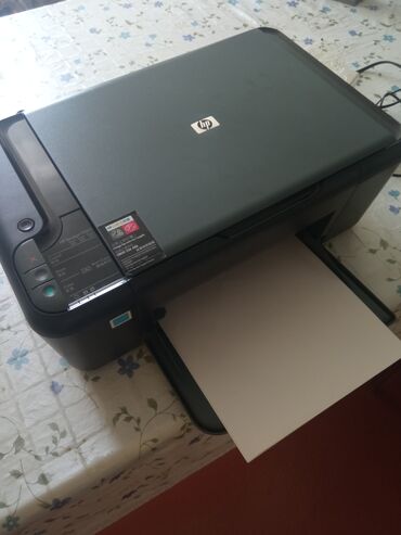 printer rengleri: Tezə printerdi biraz işlənib mürəkkəbi yoxdur mürəkkəbide rənglidir