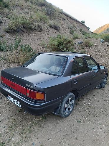 форт эскорт: Mazda 323: 1989 г., 1.6 л, Механика, Бензин, Седан — 9
