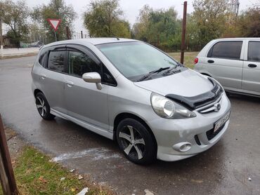 Honda: Honda Fit: 2003 г., 1.5 л, Автомат, Бензин, Седан