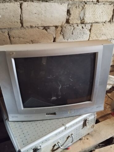 Köhnə televizor 20 azn