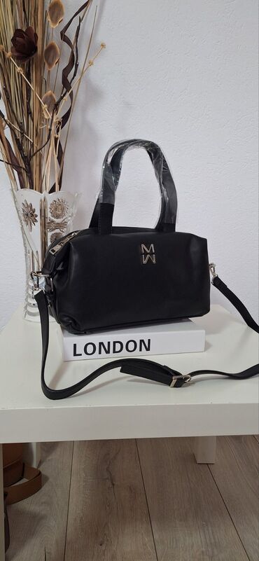 Torbe: Novi model mona tasne 4000 na lalafo.rs — 14 Torbe: Novi model mona tasne 4000 — 14